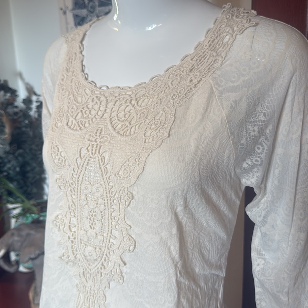NWT Style&Co size small Elegant Cream Lace Women's Top